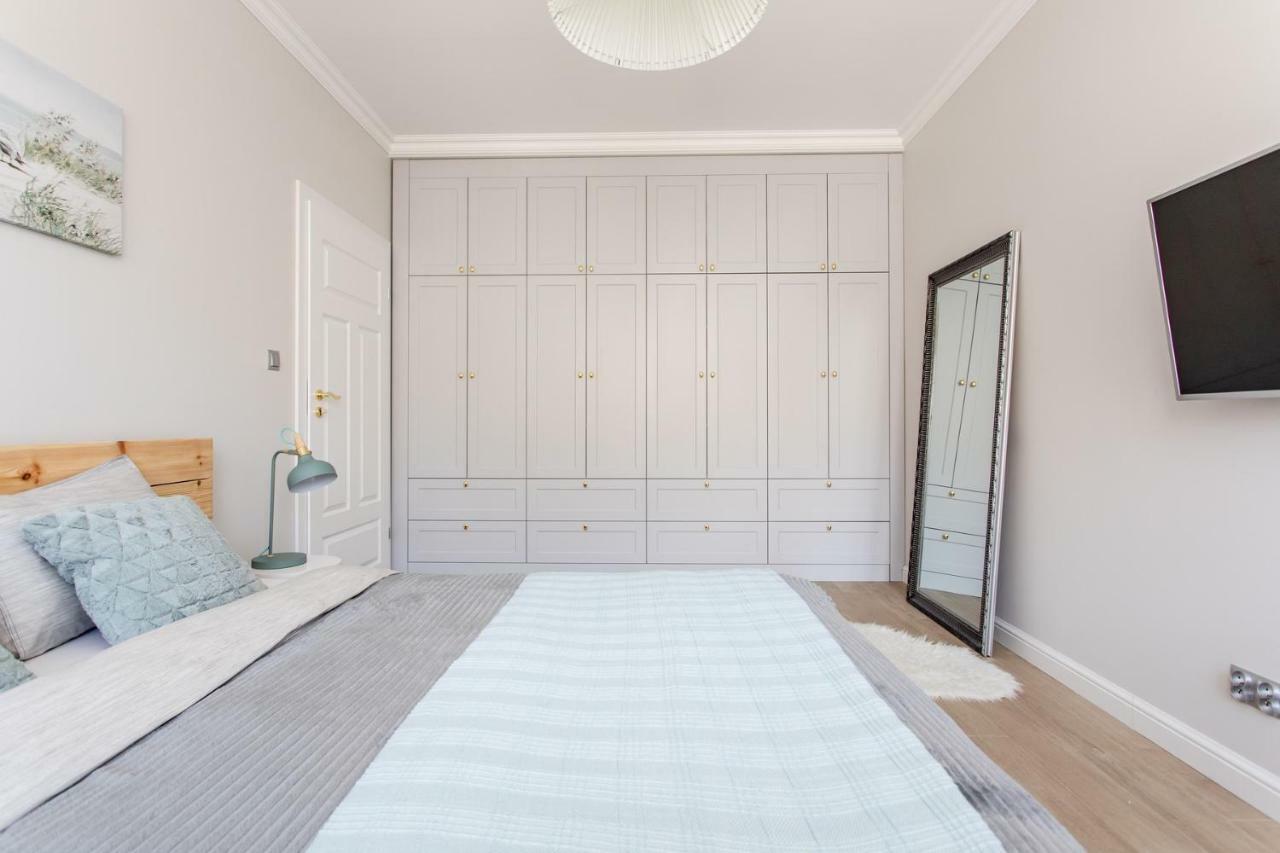 Praia Apartments - Srodmiescie Gdynia Swietojanska 2 Sypialnie Ngoại thất bức ảnh