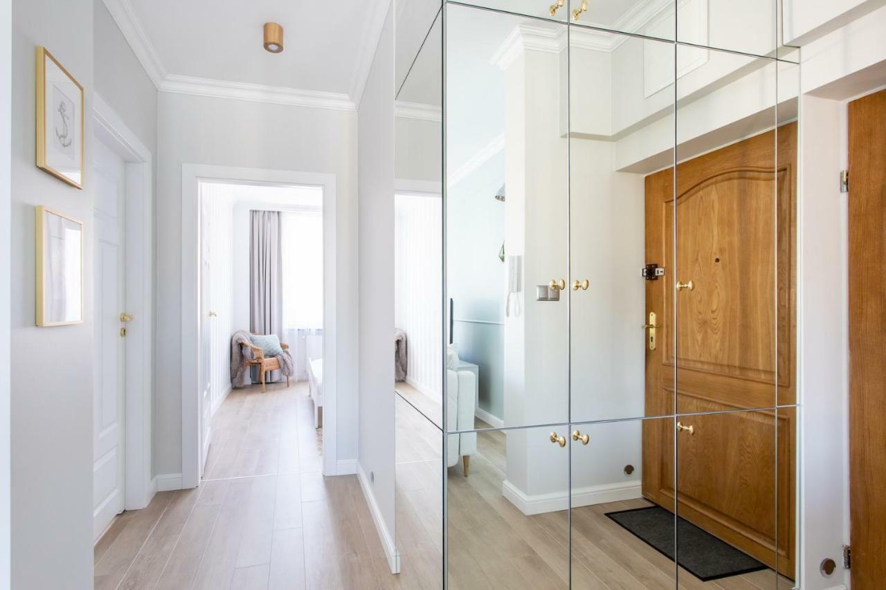 Praia Apartments - Srodmiescie Gdynia Swietojanska 2 Sypialnie Ngoại thất bức ảnh